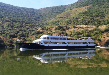 Profitez d'une merveilleuse croisière sur le Douro avec notre flotte confortable et sûr!