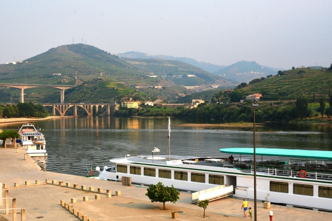 Cais da Régua: um passeio pela essência do Douro