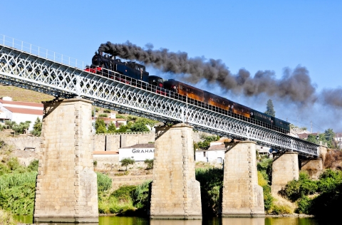 todos-a-bordo-o-ansiado-do-regresso-do-comboio-historico-ao-douro
